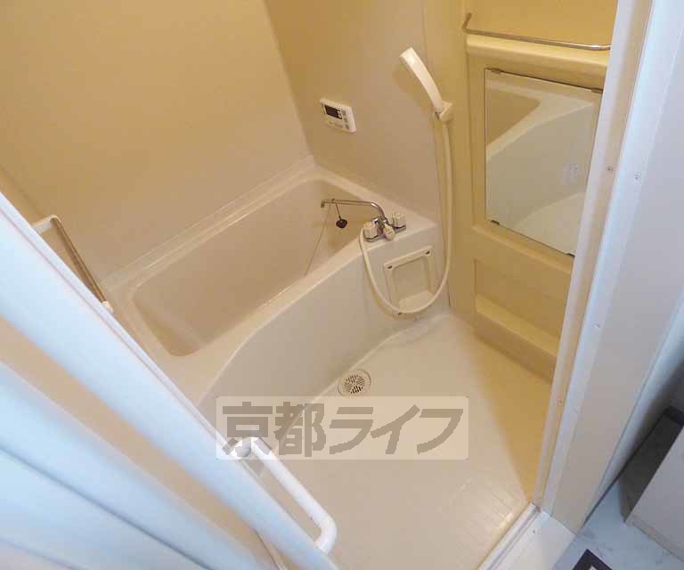 バス・シャワールーム　清潔感があります