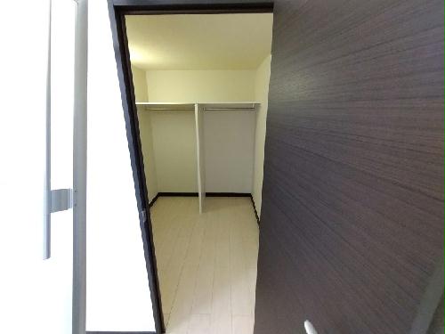 収納　ウォークインクローゼット