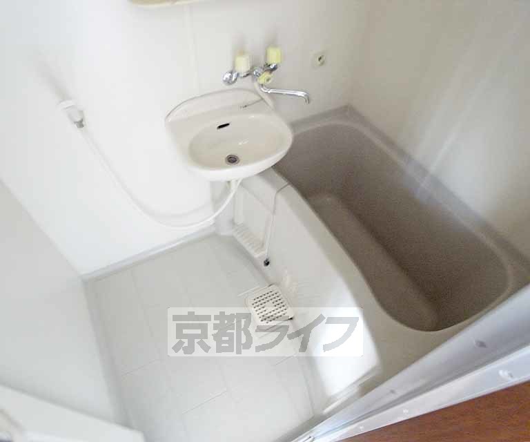 バス・シャワールーム　きれいなお風呂です。