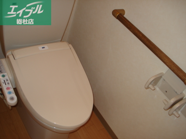 トイレ　シャワー付トイレ