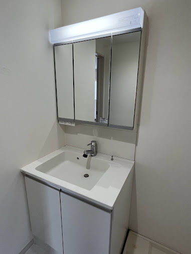 洗面設備　室内洗濯機置場あります。