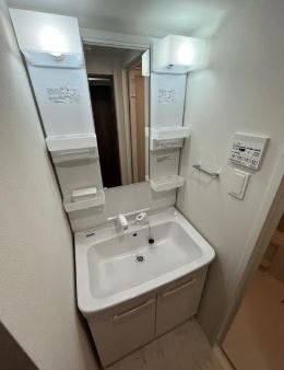 洗面設備　※別部屋参照