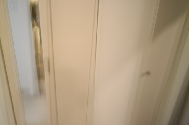 収納　姿見も付いていて使い勝手が良い収納です♪