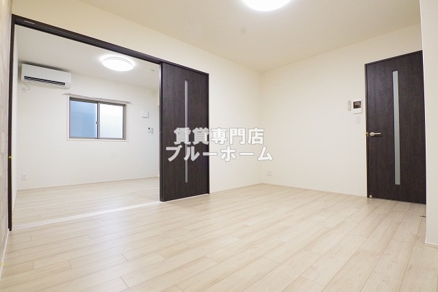 その他　リビングの別アングルです！