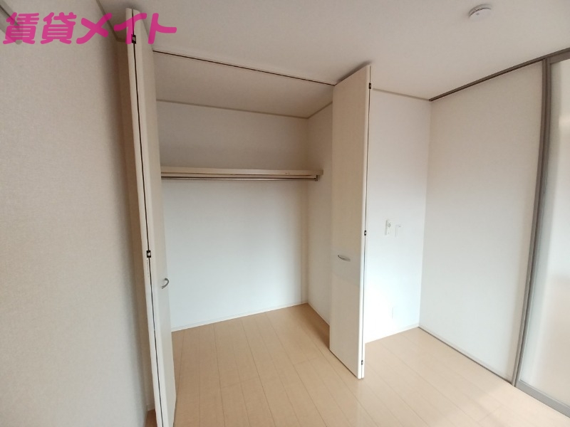 収納　別部屋参考写真です。