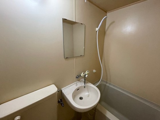 洗面設備　※別部屋の写真です