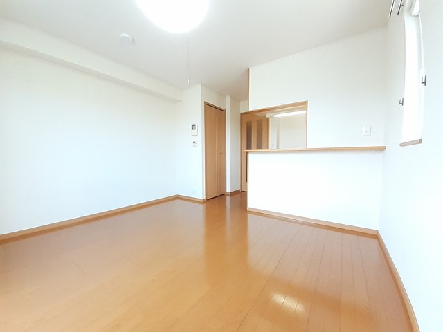 居室・リビング　10帖