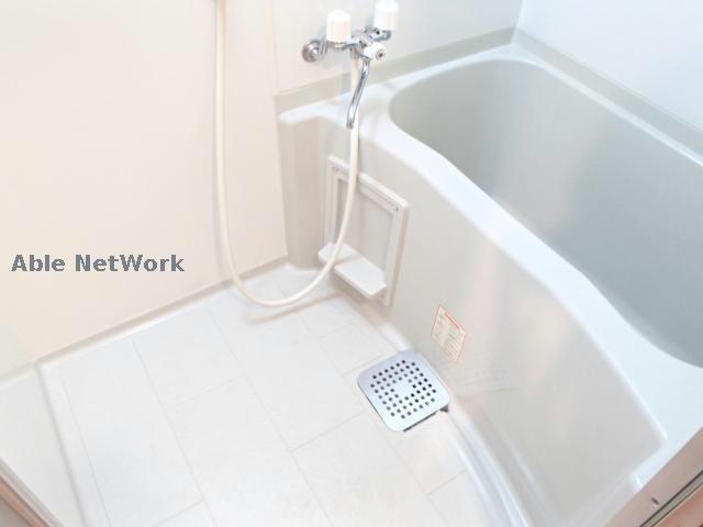 バス・シャワールーム　※同物件、別部屋の写真です