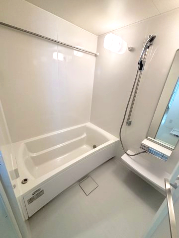 バス・シャワールーム　ゆったり過ごせるお風呂です