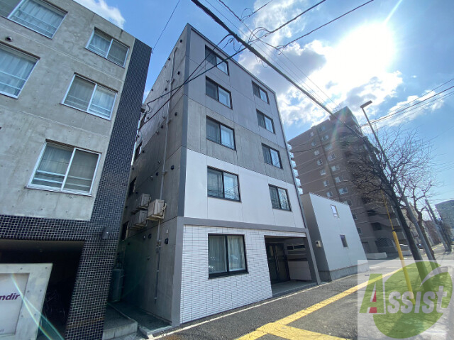 建物外観　札幌市豊平区豊平４条「ＪｅｅｋＢｌａｕ豊平」