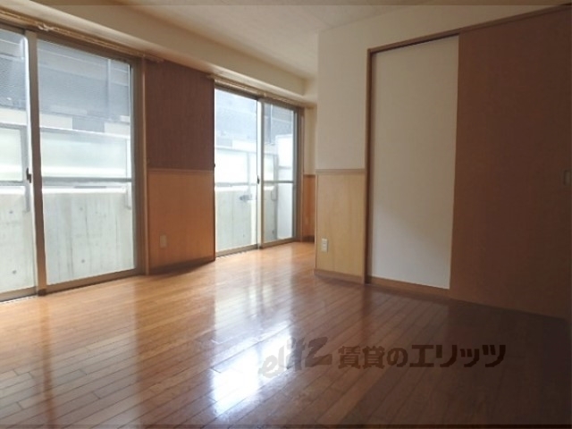 居室・リビング　居室