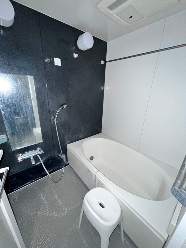 バス・シャワールーム　別部屋参考写真