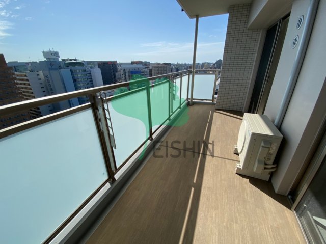 バルコニー　日当たりの良いバルコニーです！