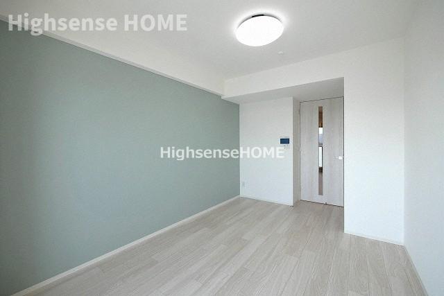 居室・リビング　こちらの居間で趣味の時間をお楽しみください