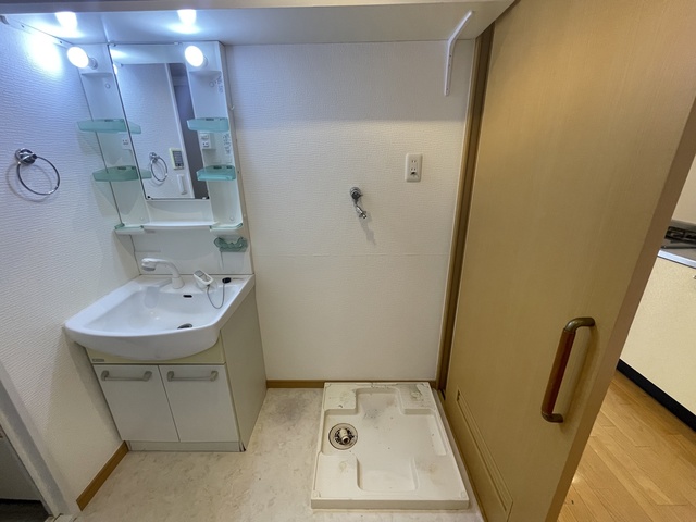 洗面設備　別号室産興