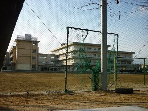 中学校　郡山市立郡山第六中学校（中学校）まで500m