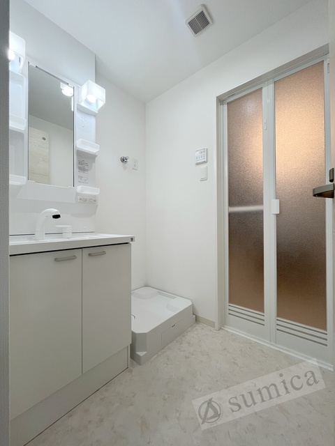 洗面設備　洗面脱衣所付き！独立洗面台が便利です♪♪