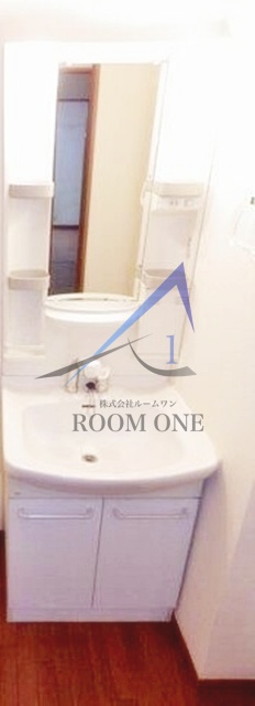 洗面設備　洗面台です。