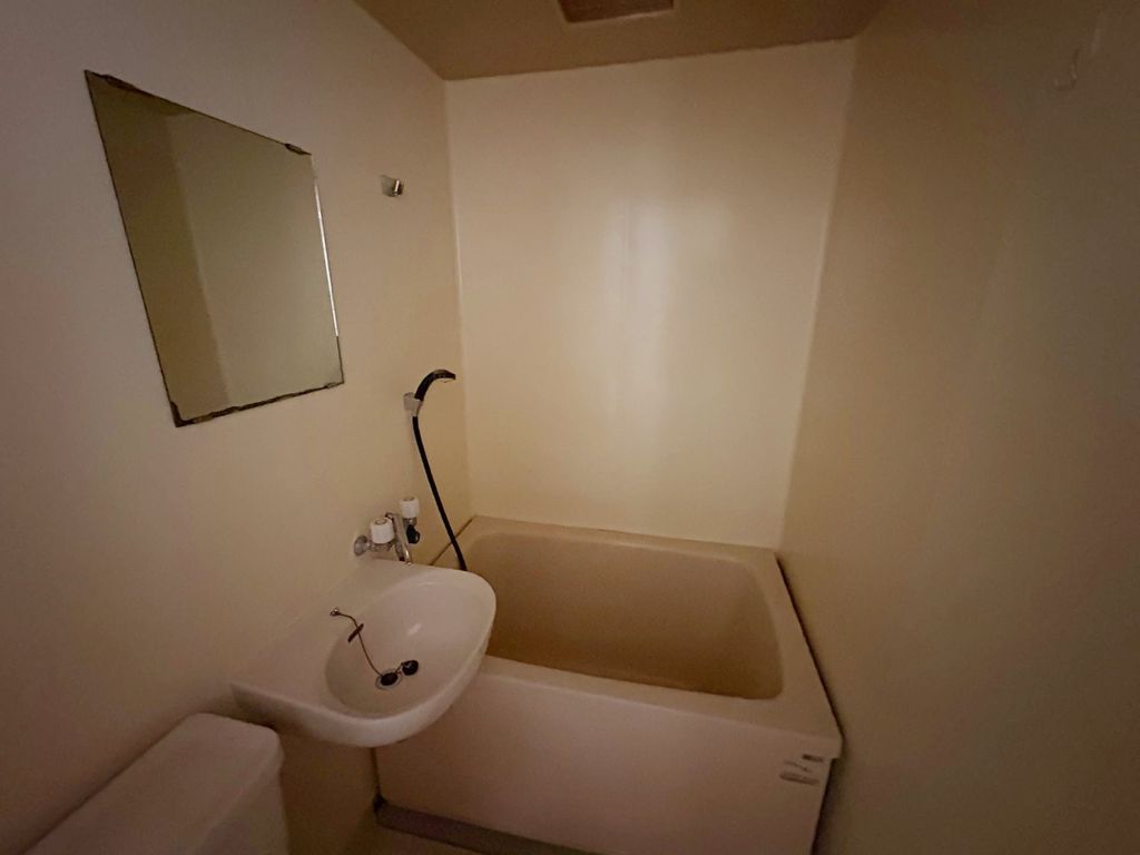 バス・シャワールーム　バス