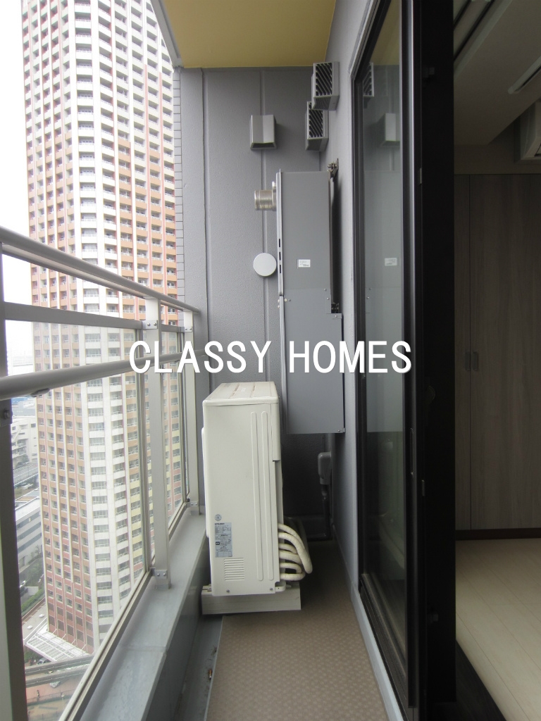 バルコニー　2010年竣工ベルファース芝浦タワー：バルコニー