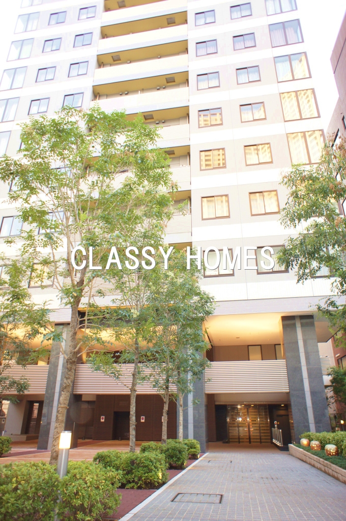 エントランス　2010年竣工ベルファース芝浦タワー：エントランス