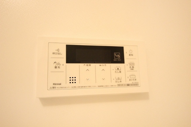 その他設備　浴室内追い焚きパネル