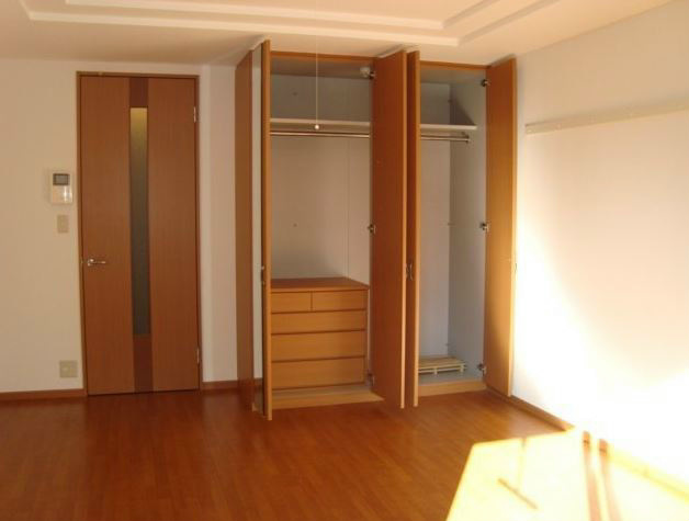 居室・リビング　写真は反転タイプになります。