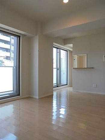 居室・リビング　14.3帖のLDK。