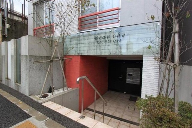 エントランス　エントランス部分