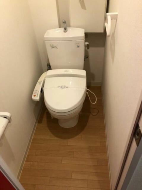 トイレ　トイレ