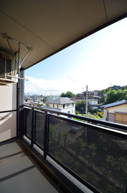 バルコニー　★陽のあたる、明るいバルコニー★