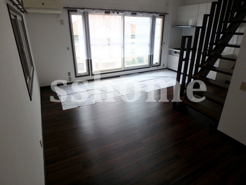 居室・リビング　広くてきれいなリビング♪