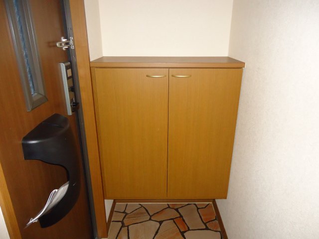 玄関　シューズボックス