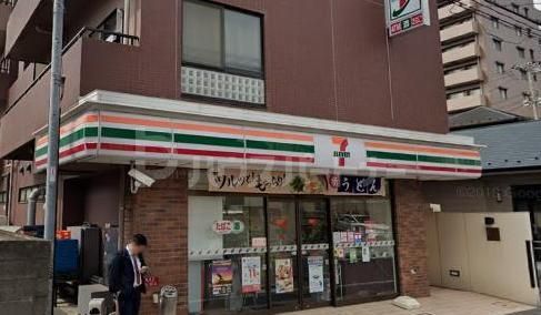 コンビニ　セブンイレブン 船橋本町2丁目店（コンビニ）まで52m
