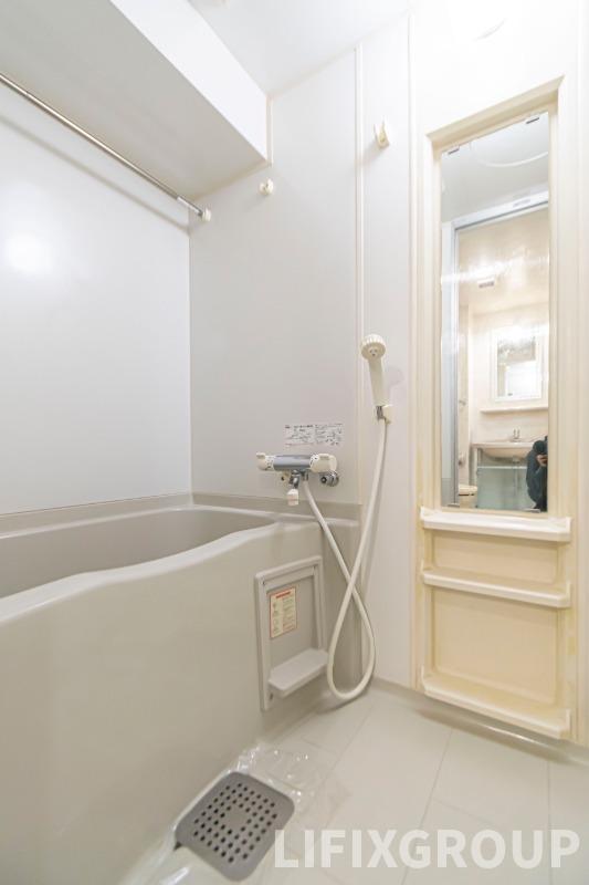 バス・シャワールーム　風呂