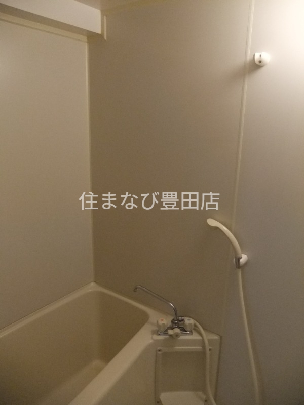 バス・シャワールーム　同型別部屋写真