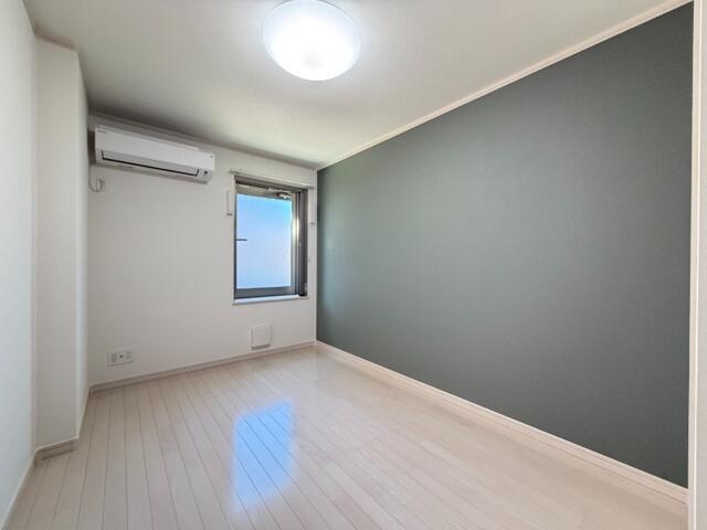 居室・リビング　?