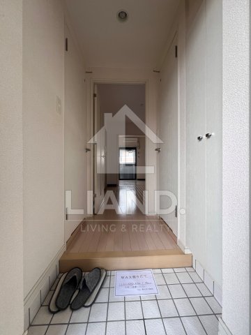 玄関　アブレスト野間