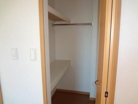 収納　クローゼット