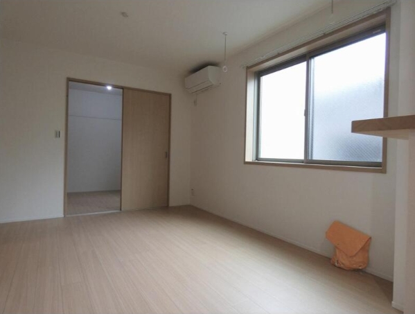 居室・リビング　リビング