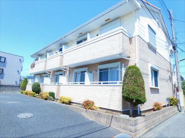 建物外観　南向きで日当り良好です！