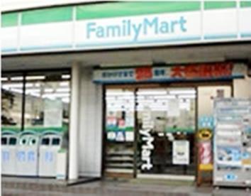 コンビニ　ファミリーマート 市川相之川二丁目店（コンビニ）まで218m