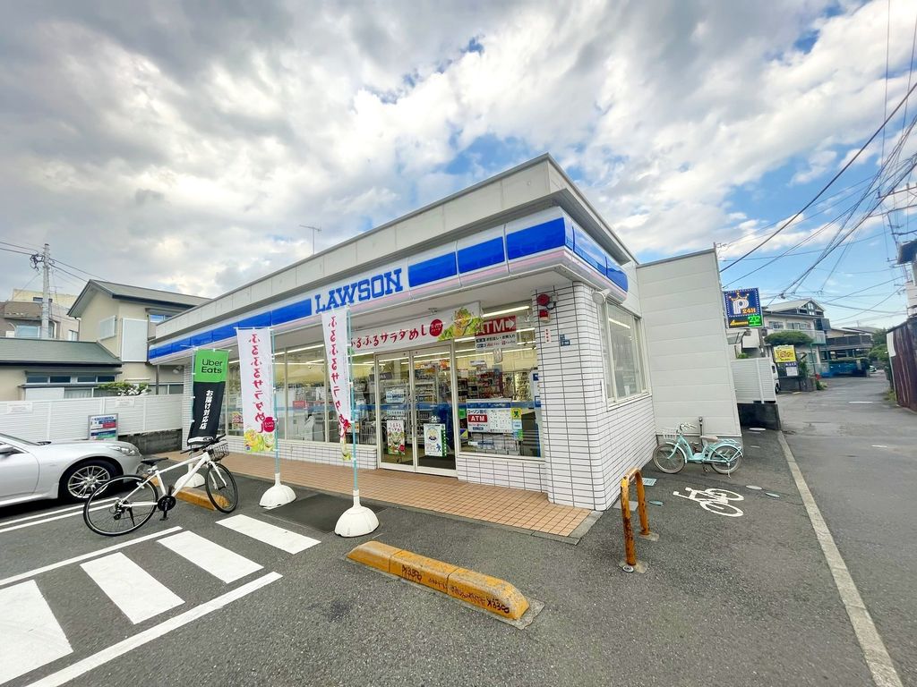 コンビニ　ローソン茅ヶ崎雄三通店（コンビニ）まで710m