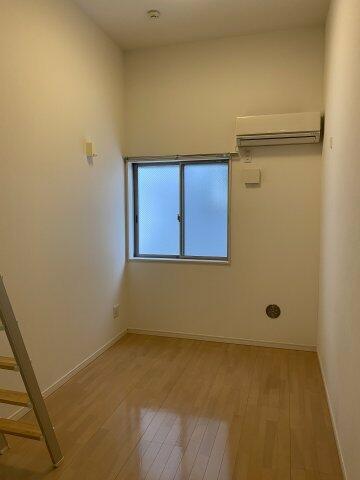 居室・リビング　?