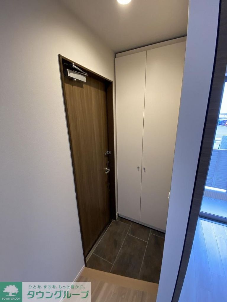 玄関　バルコニー