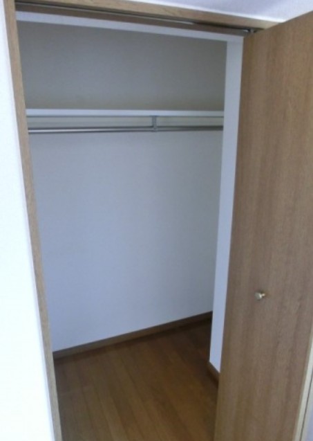 収納　★ハンガーラック付き★