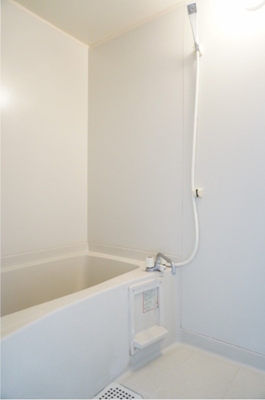 バス・シャワールーム　図面と現状に相違がある場合には現状を優先