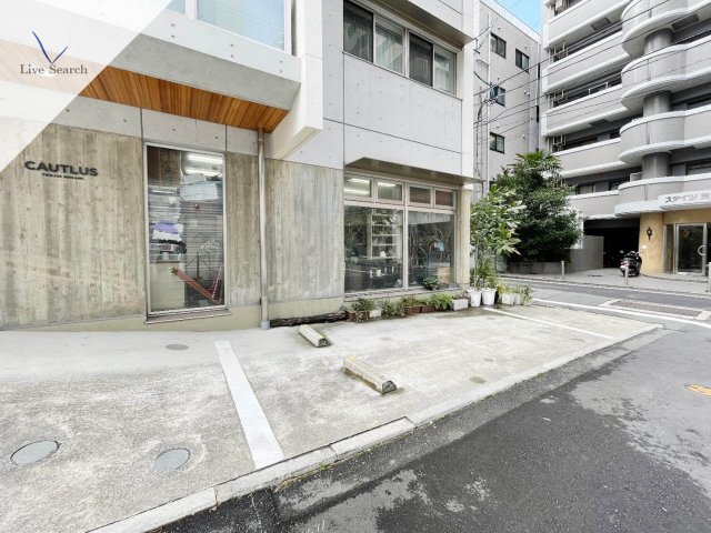 駐車場　駐車場があります