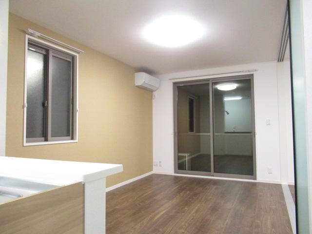 居室・リビング　別部屋イメージ