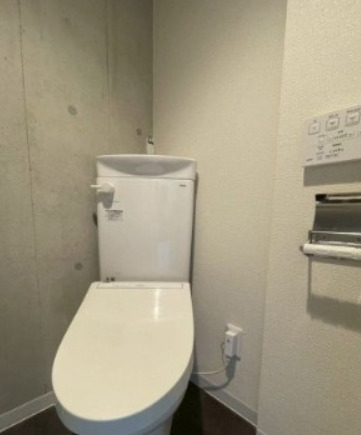 トイレ　別号室参考写真